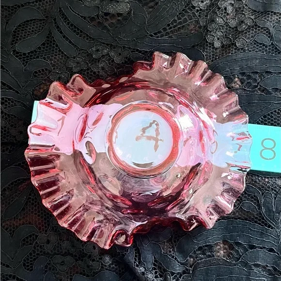 Vintage Fenton cranberry glass bride's basket bowl - Picture 10 of 10